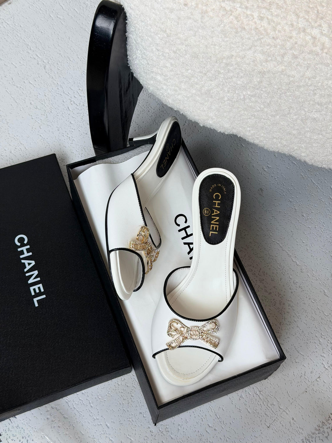 CHANEL Bowknot Rhinestone Mid Heel Mule