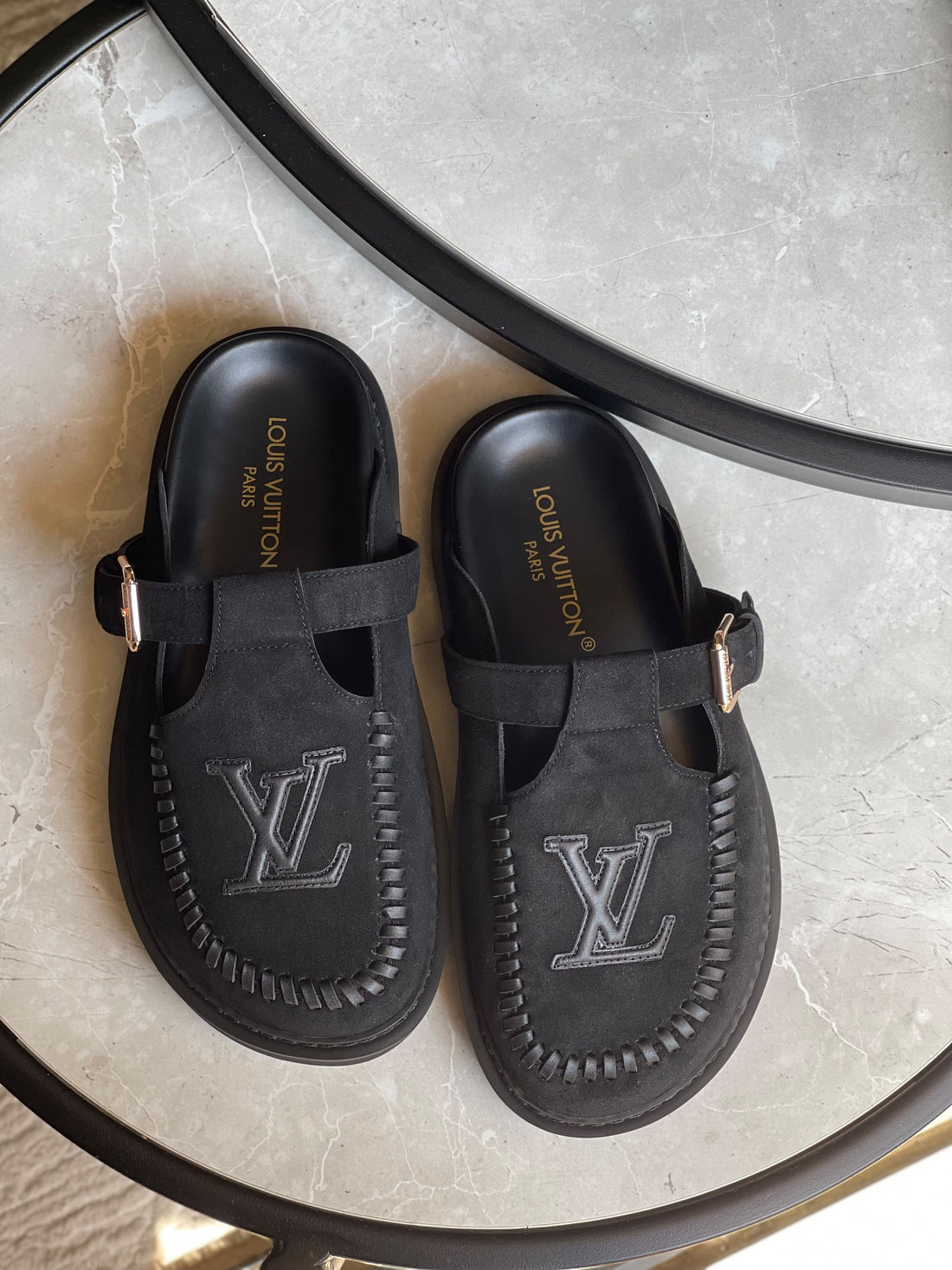 LOUIS VUITTON Colorado Closed Toe Mules