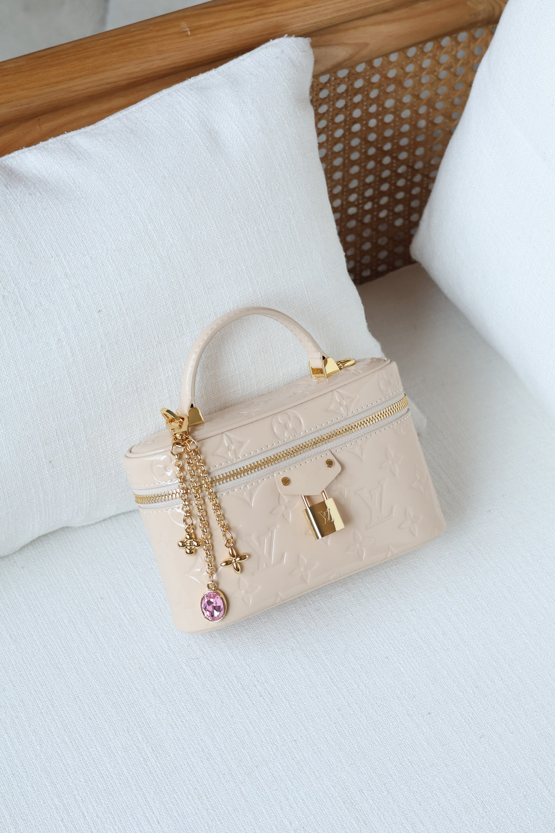 Louis Vuitton Vanity Chain Pouch