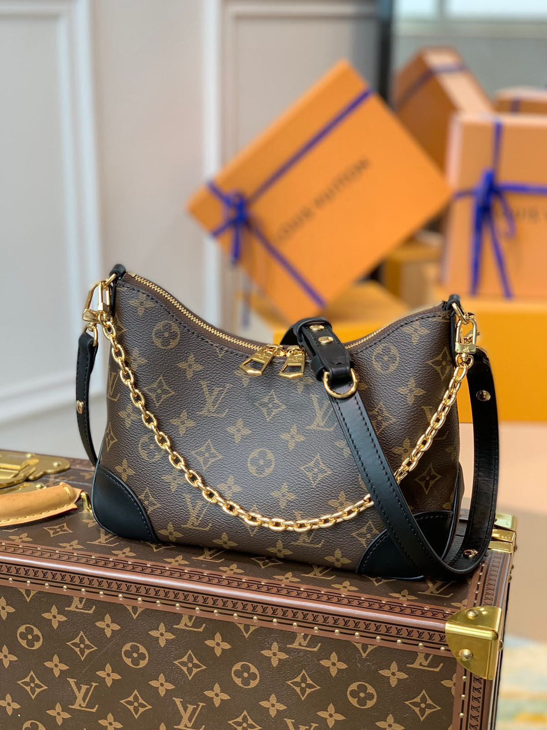 Louis Vuitton Boulogne 27cm