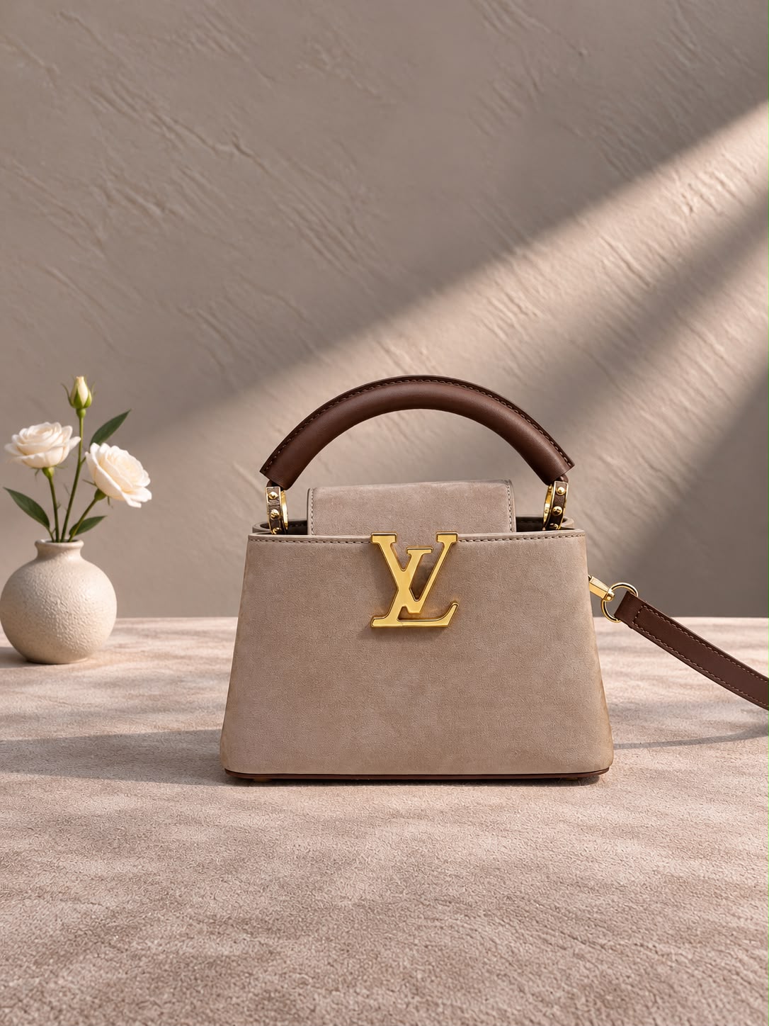 Louis Vuitton Capuchin 21cm