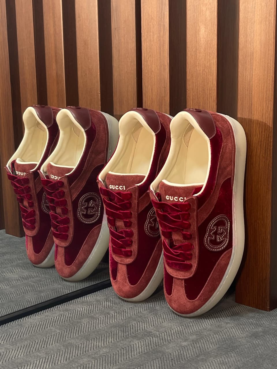 Gucci G75 sneaker velvet