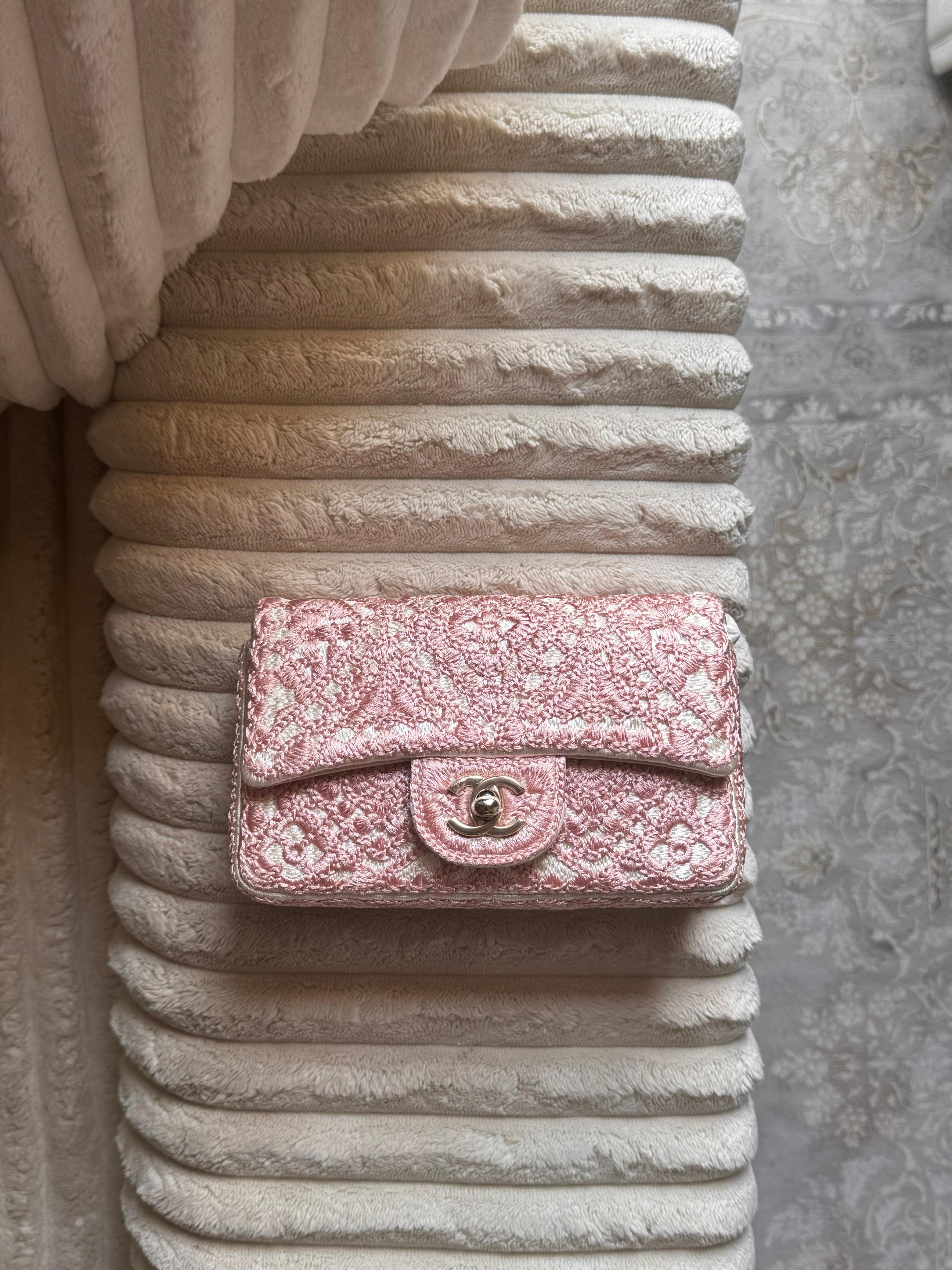 Chanel Classic Flap Bag 20cm