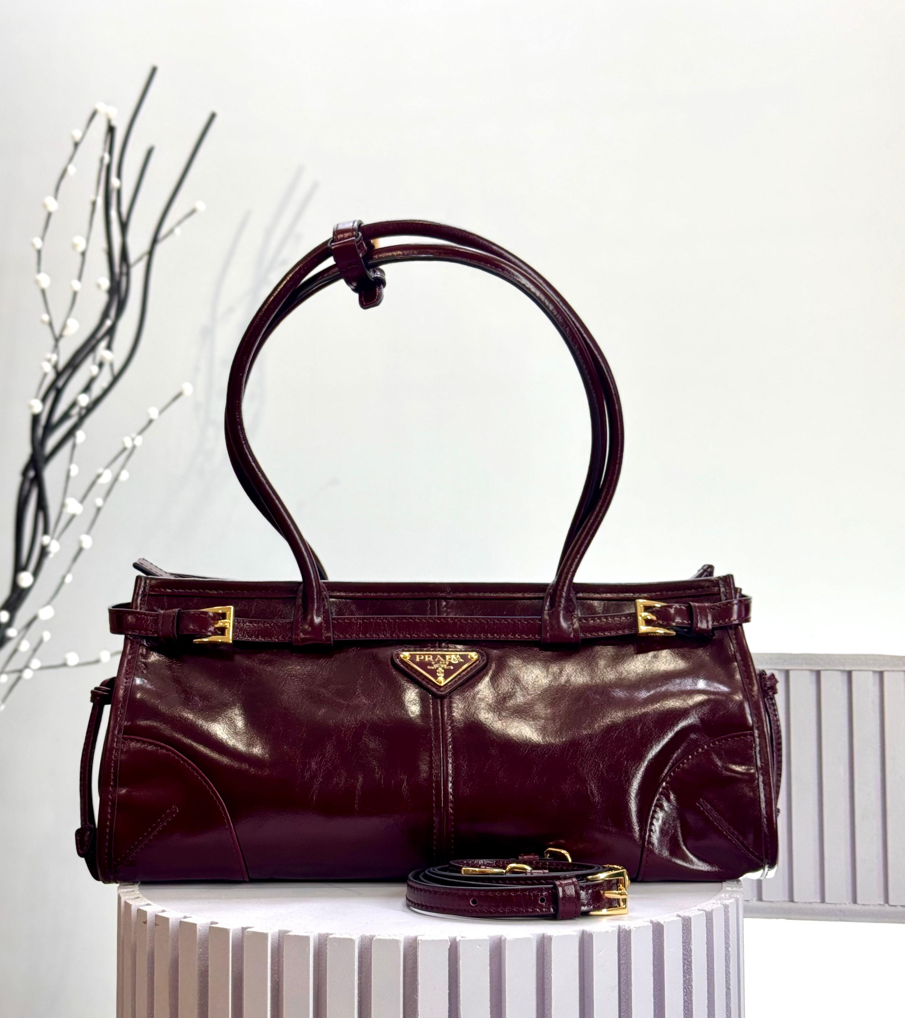 Prada Bonnie Medium