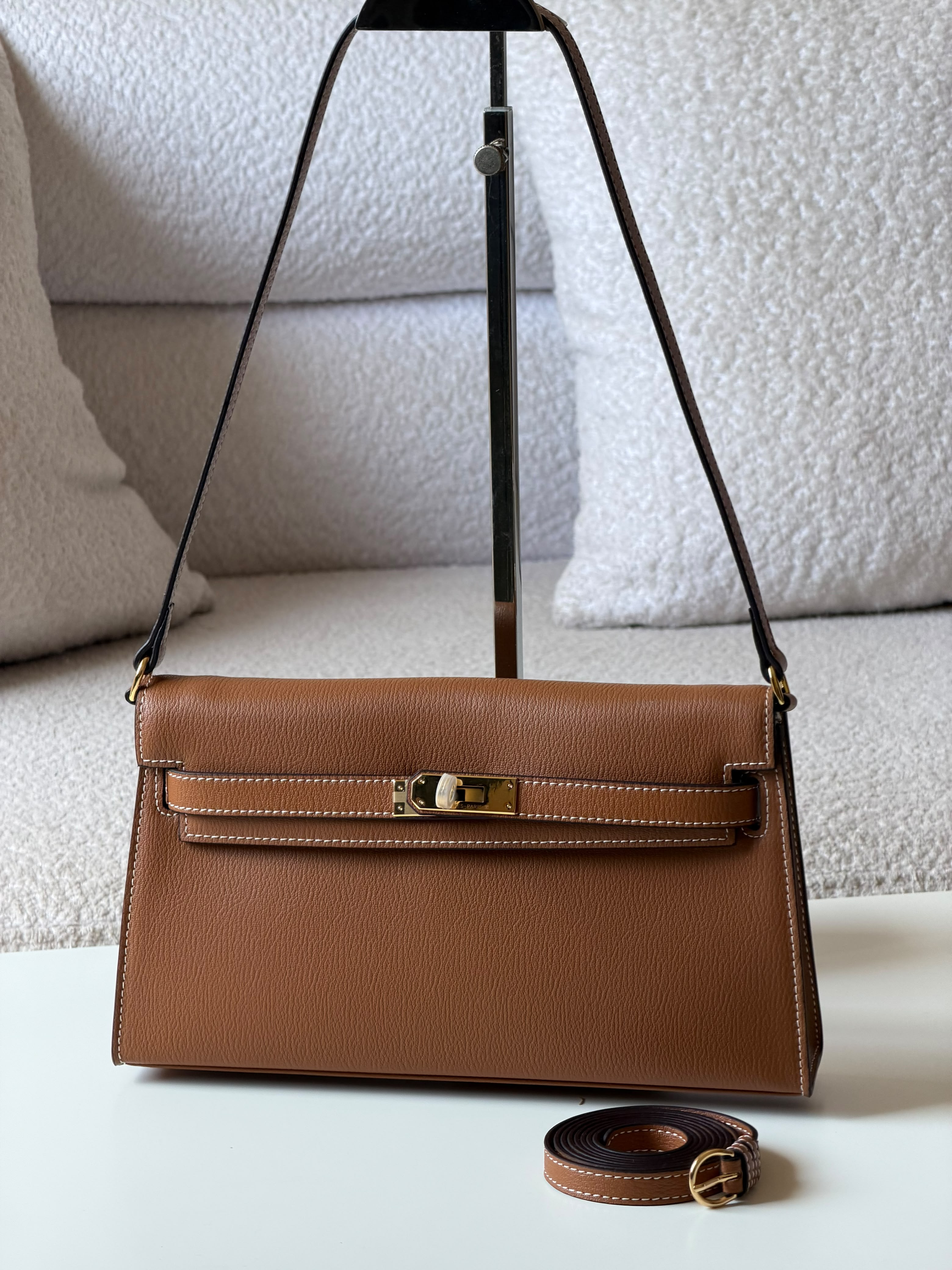 Hermes Elan 27cm