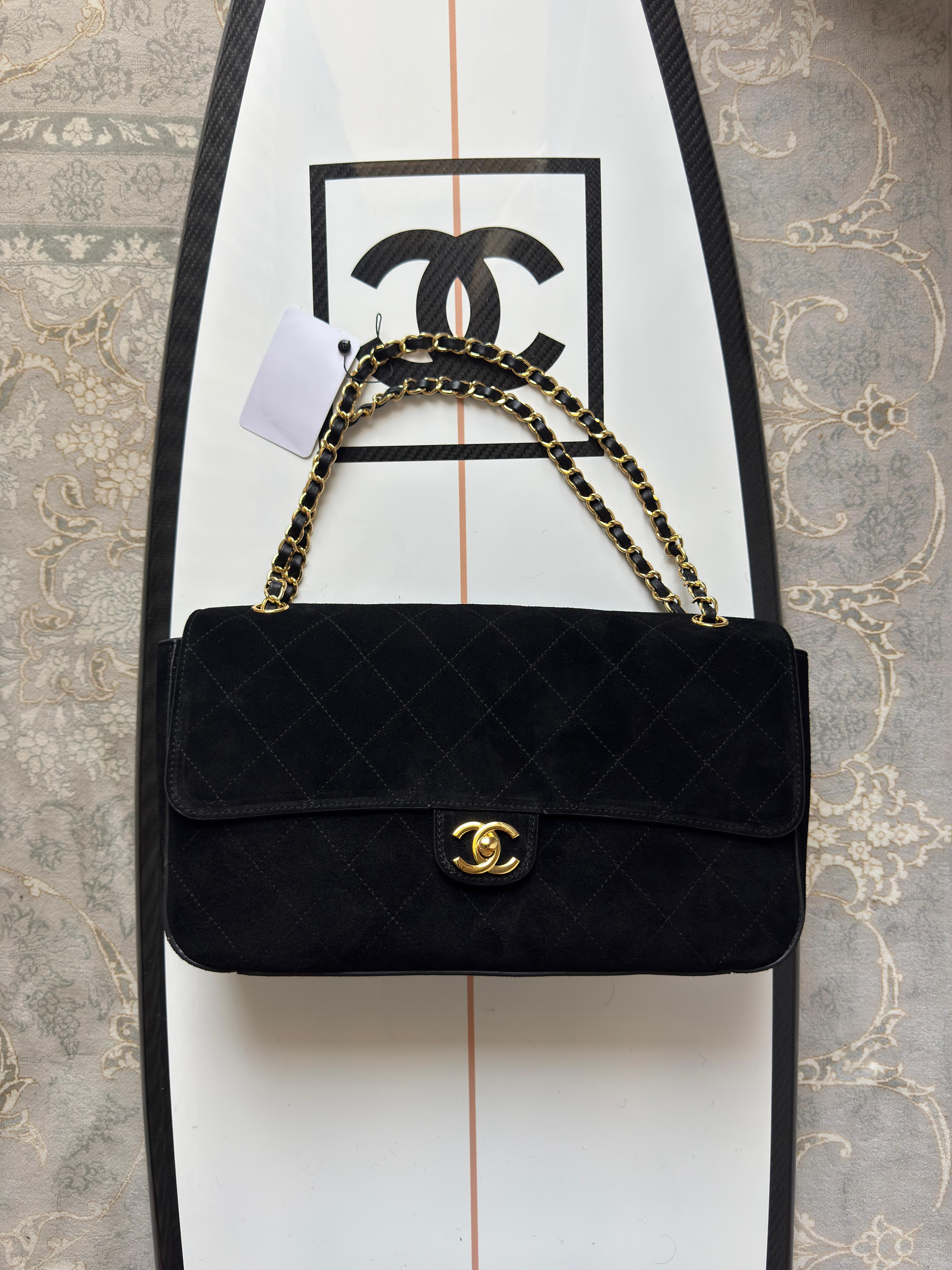 Chanel Maxi Flapbag