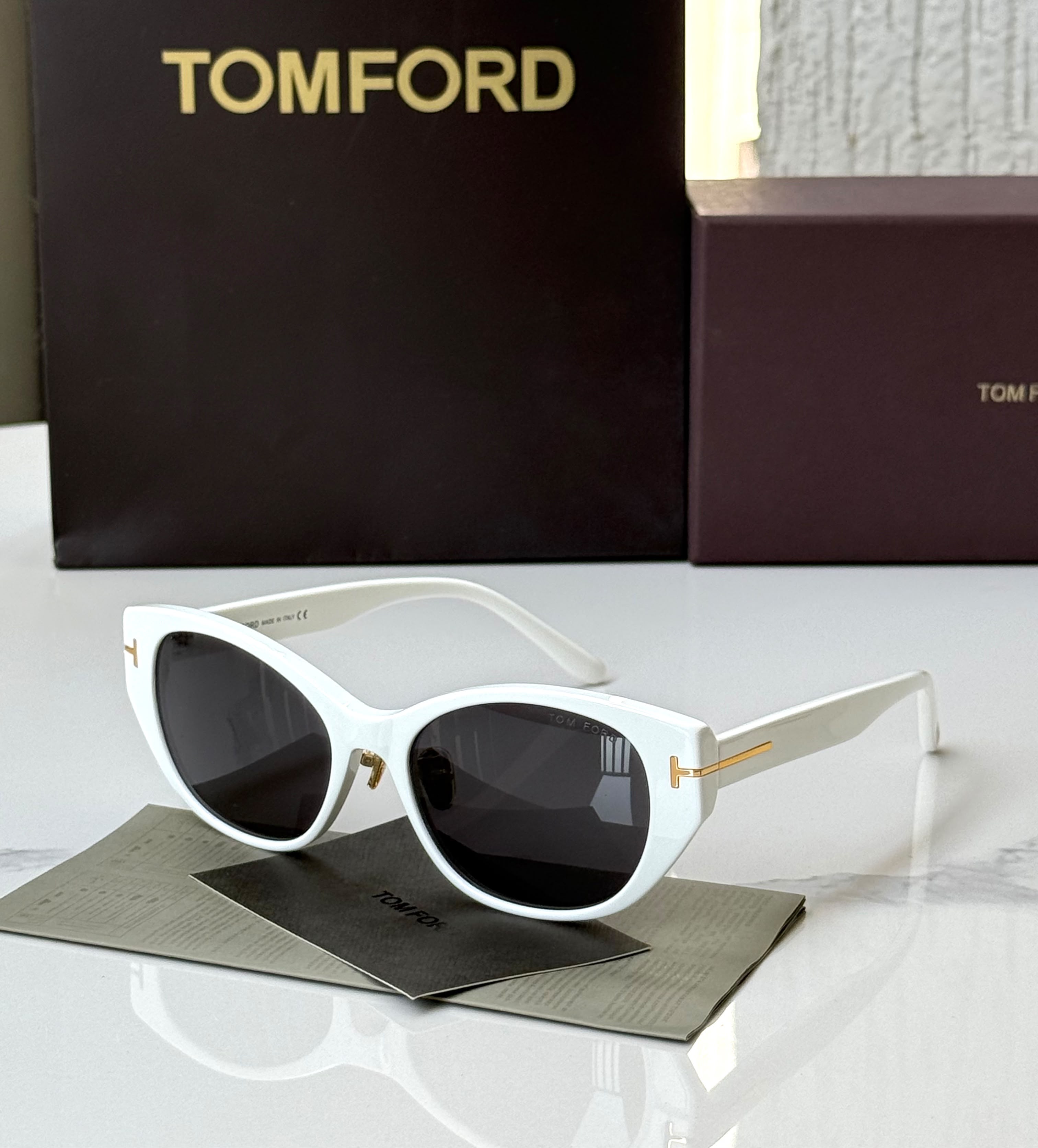 Tomford Amber 02