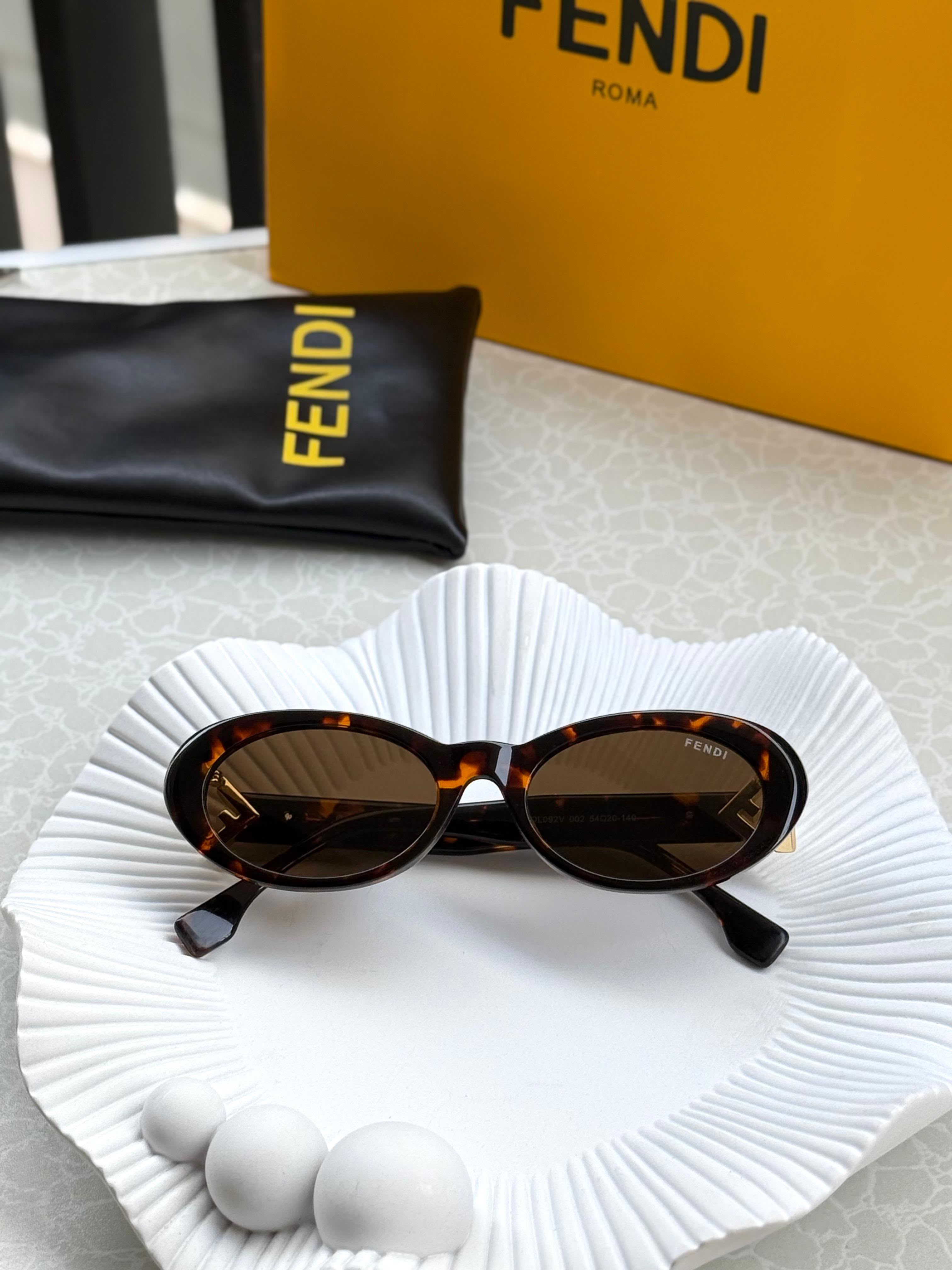 Fendi FF Diamonds