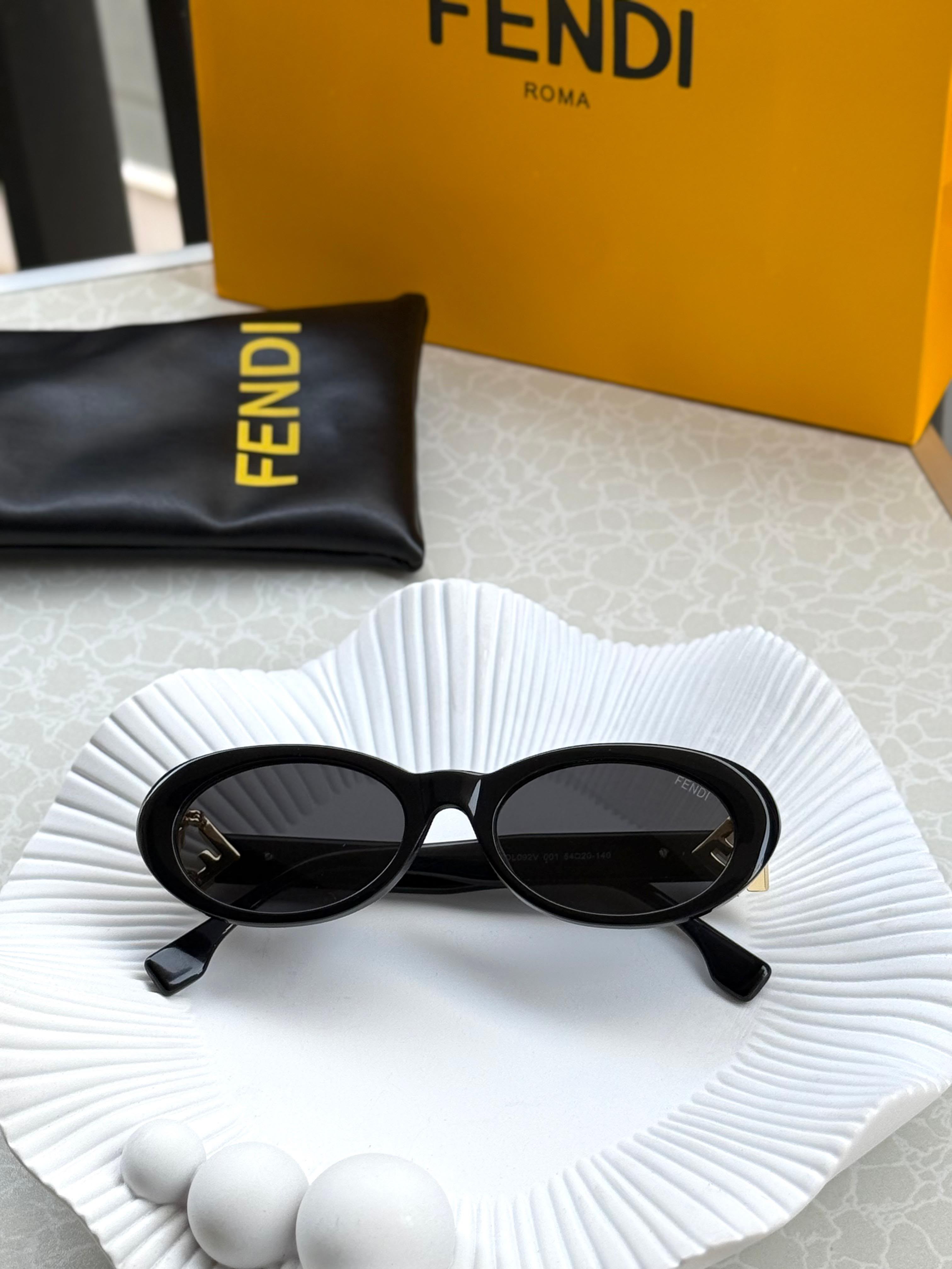 Fendi FF Diamonds