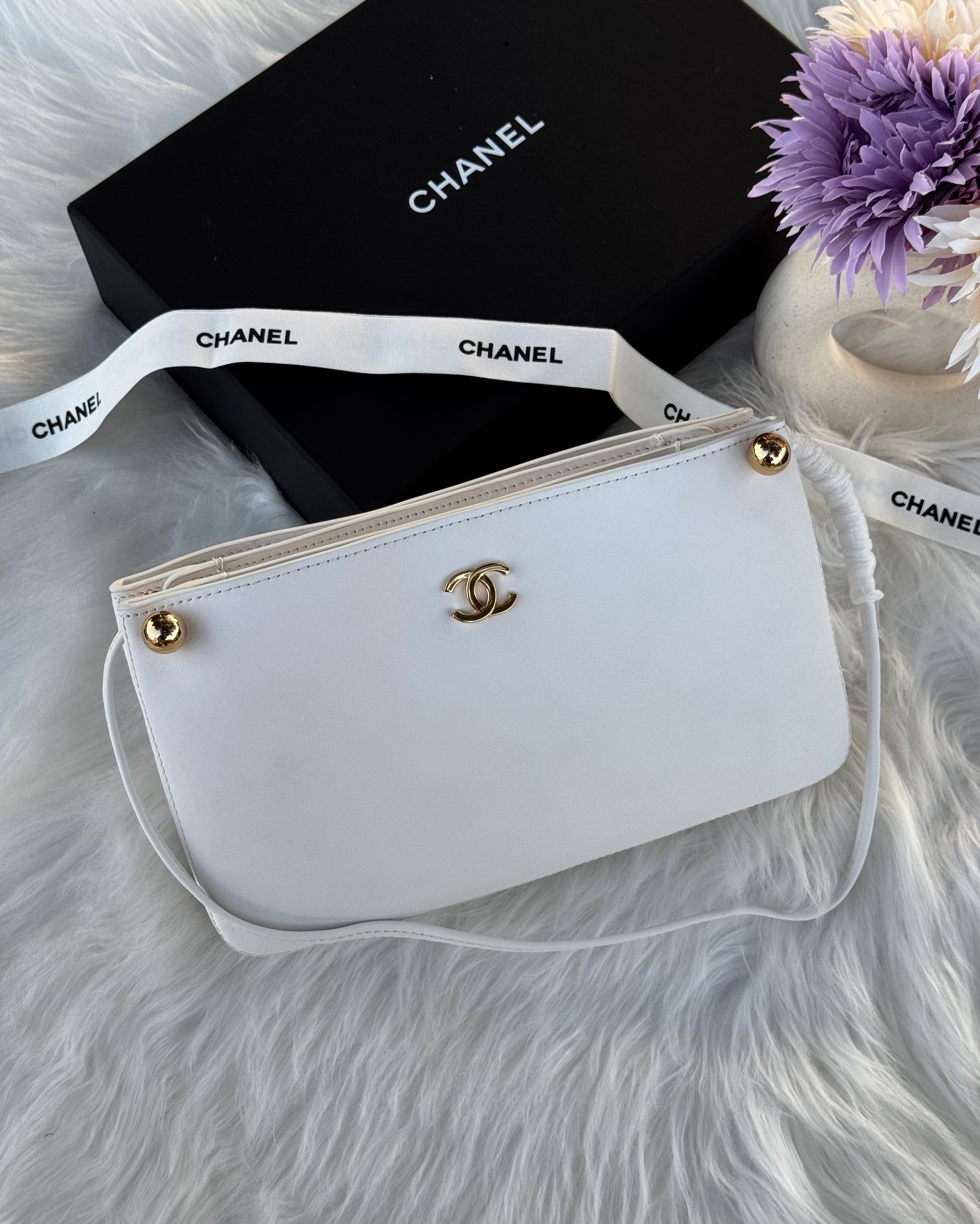 Chanel Chic Studs