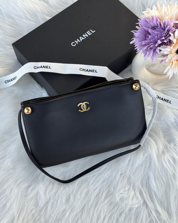 Chanel Chic Studs