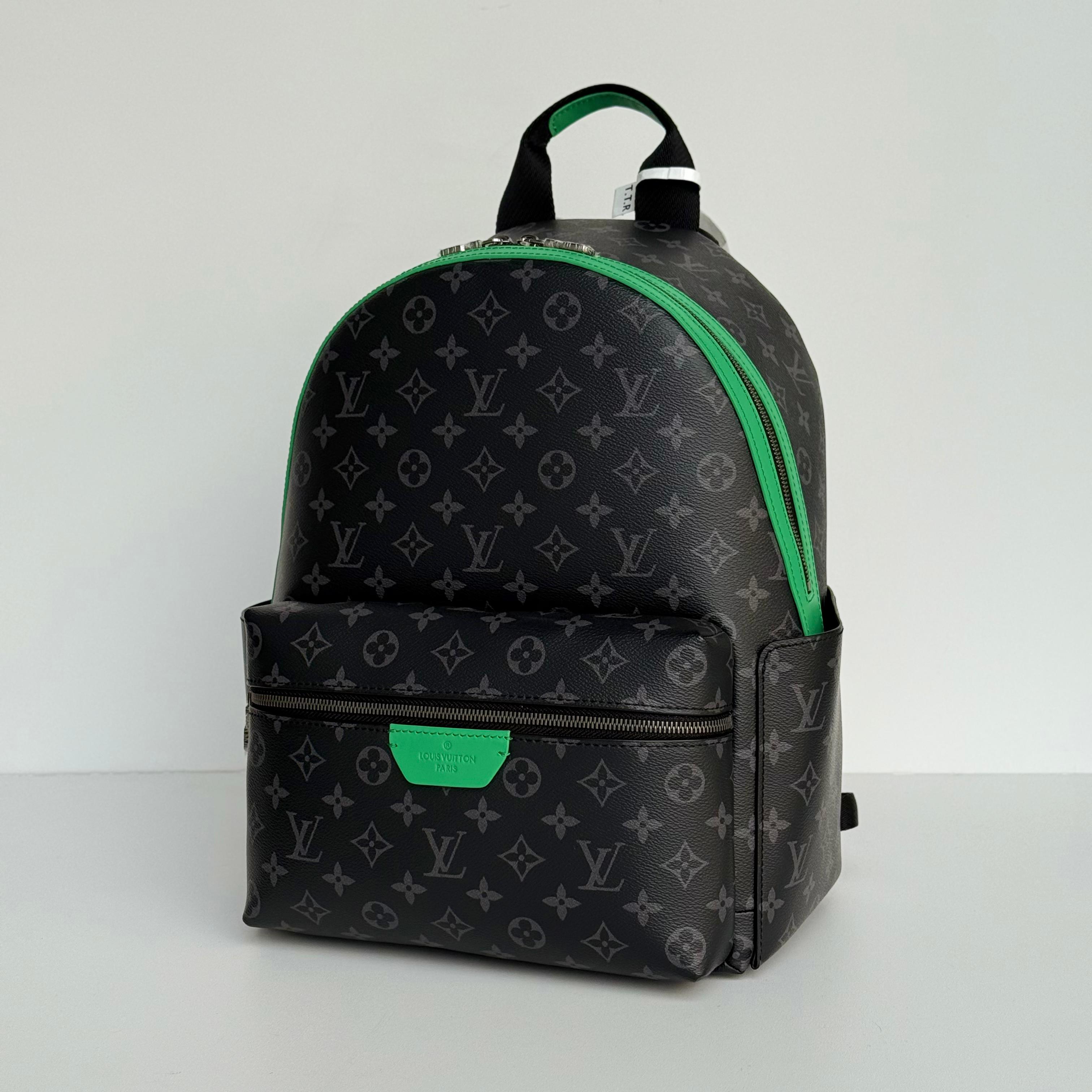 Louis Vuitton Discovery