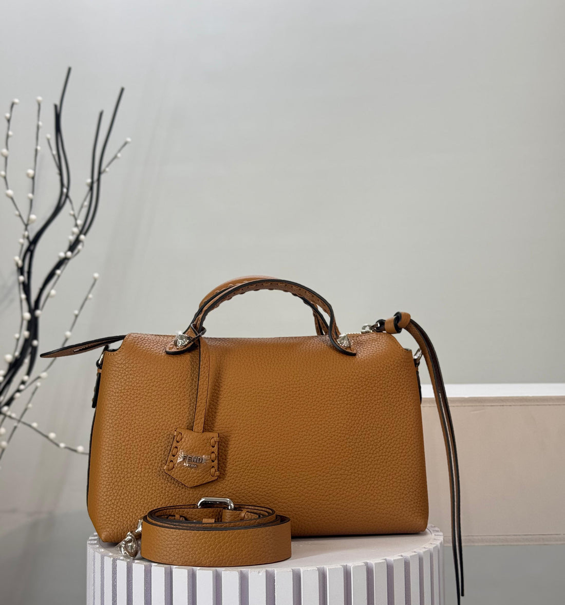 Fendi By The Way Selleria Medium 25cm