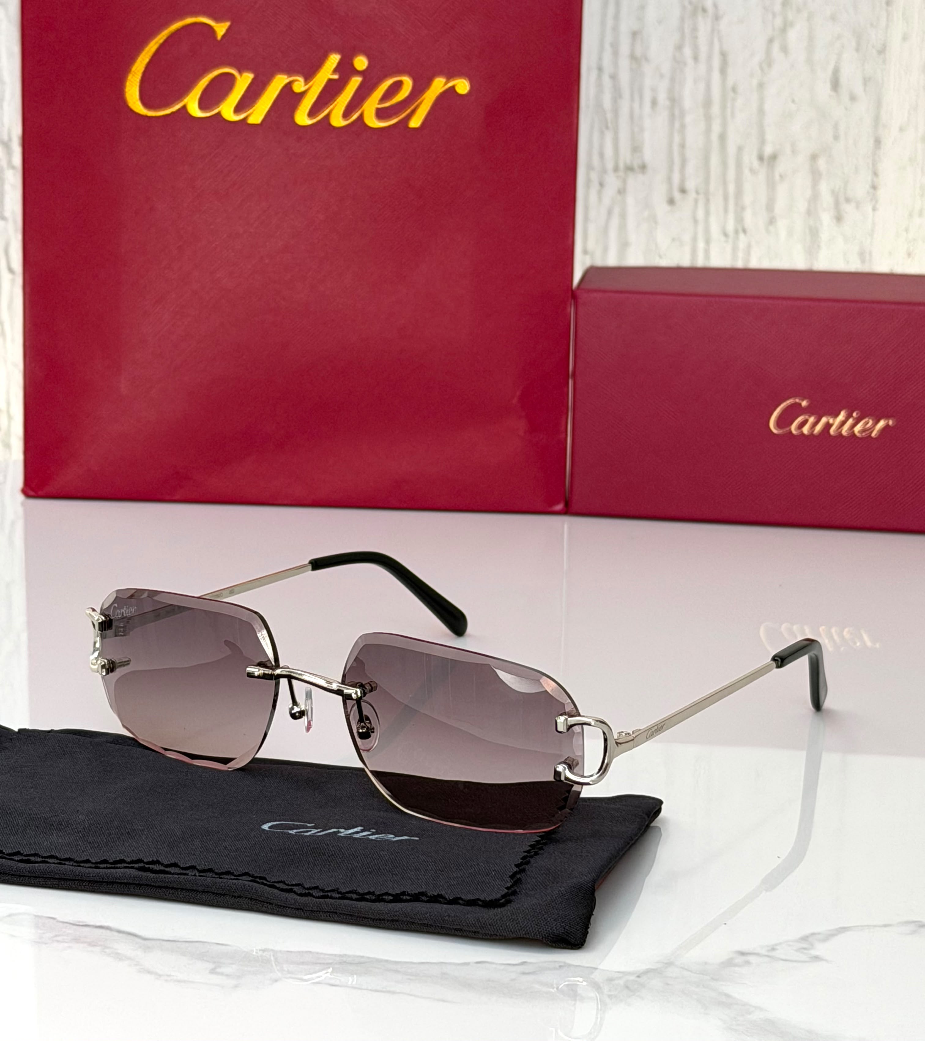 Cartier Elongated C De Motif