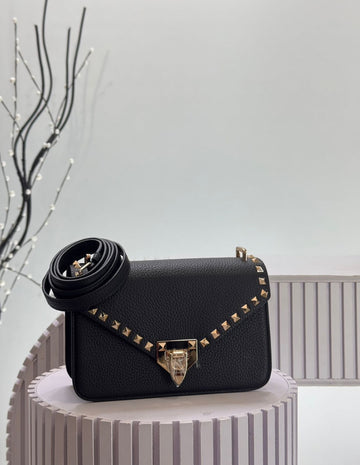 Valentino Garavani Rockstud Grainy Calfskin