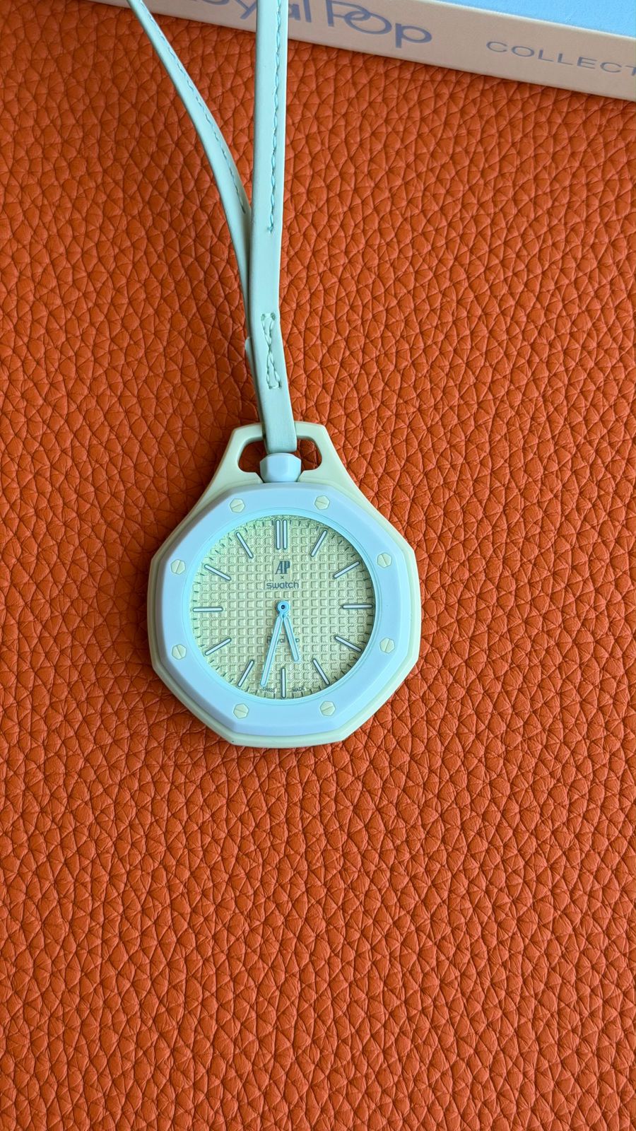 Audemars Piguet Swatch Royal Pop Orenji Hachi