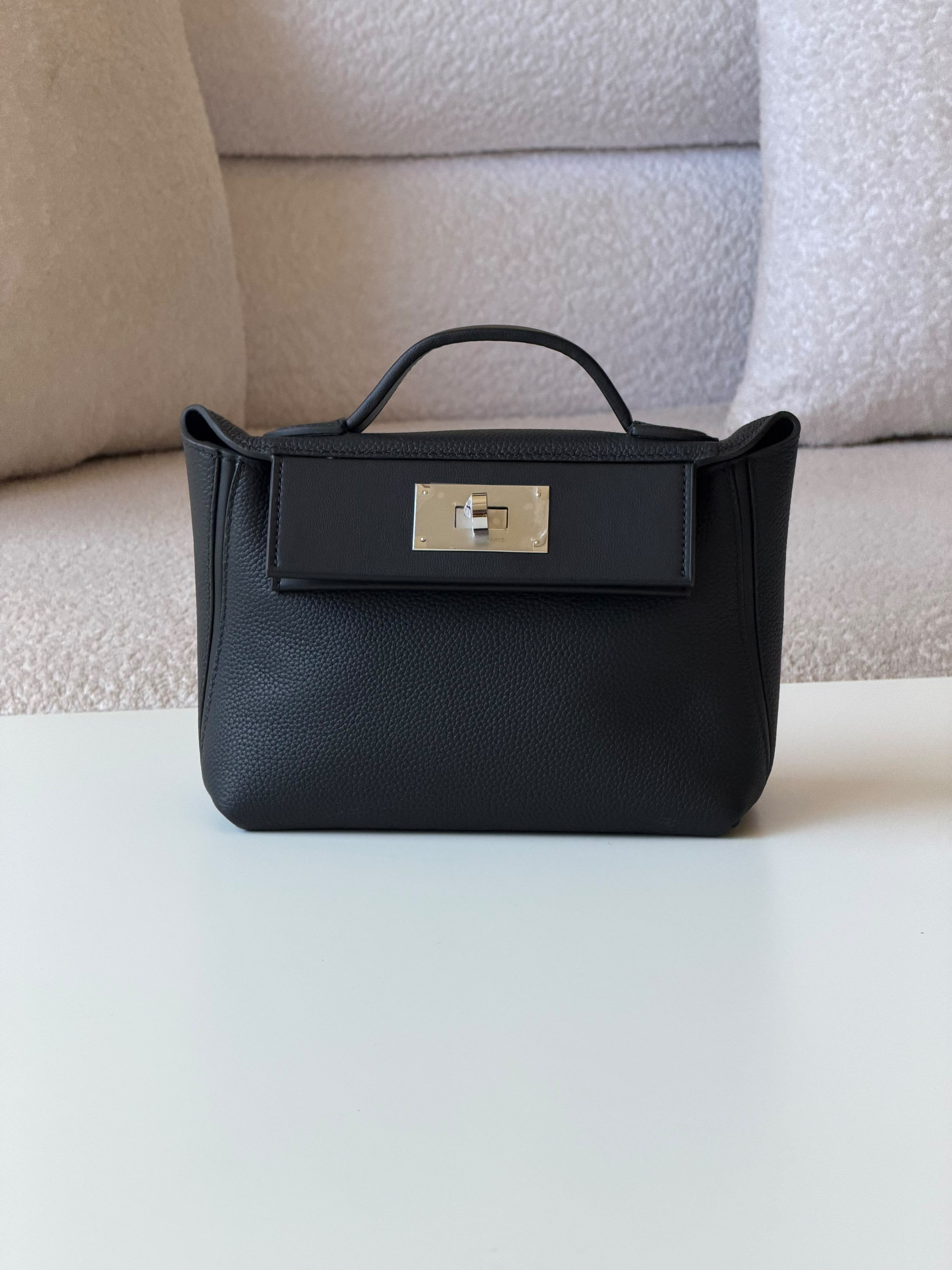 Hermes 2424 22cm