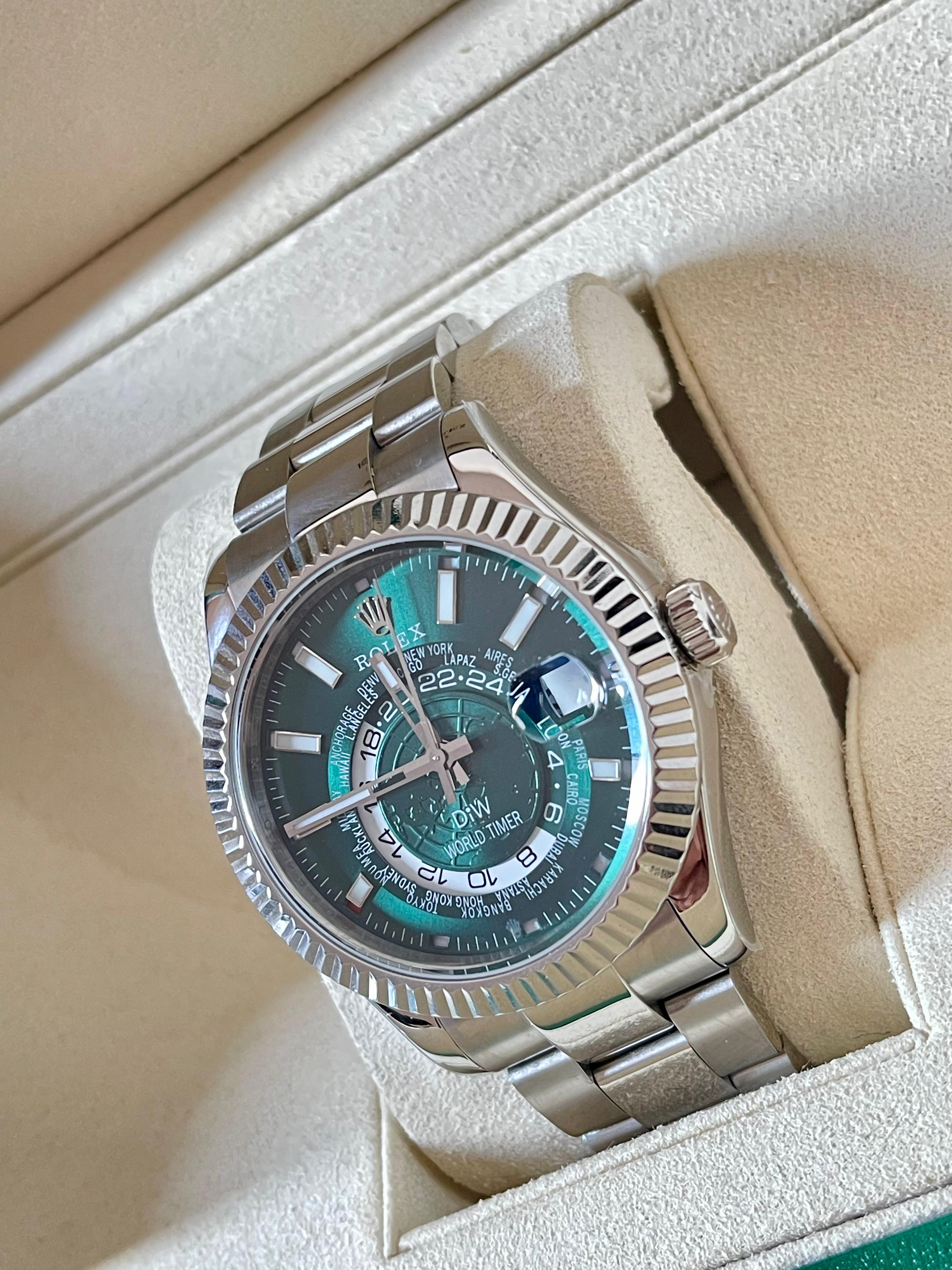 ROLEX SKY DWELLER(DIW)
