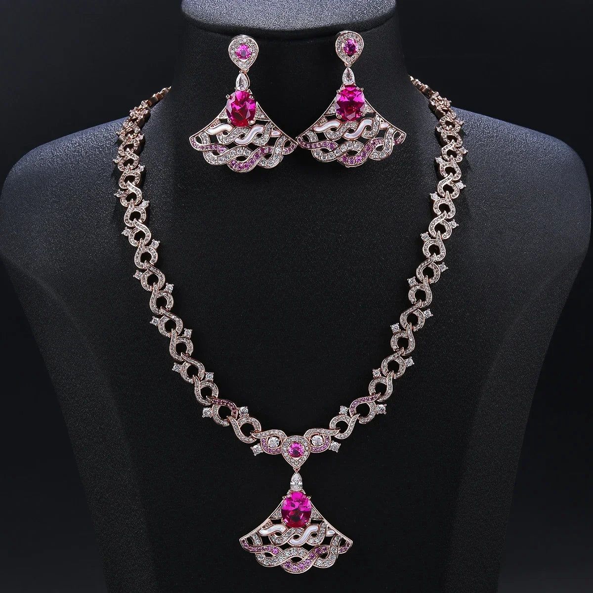 Bvlgari Elegant fan shaped bridal jewelry