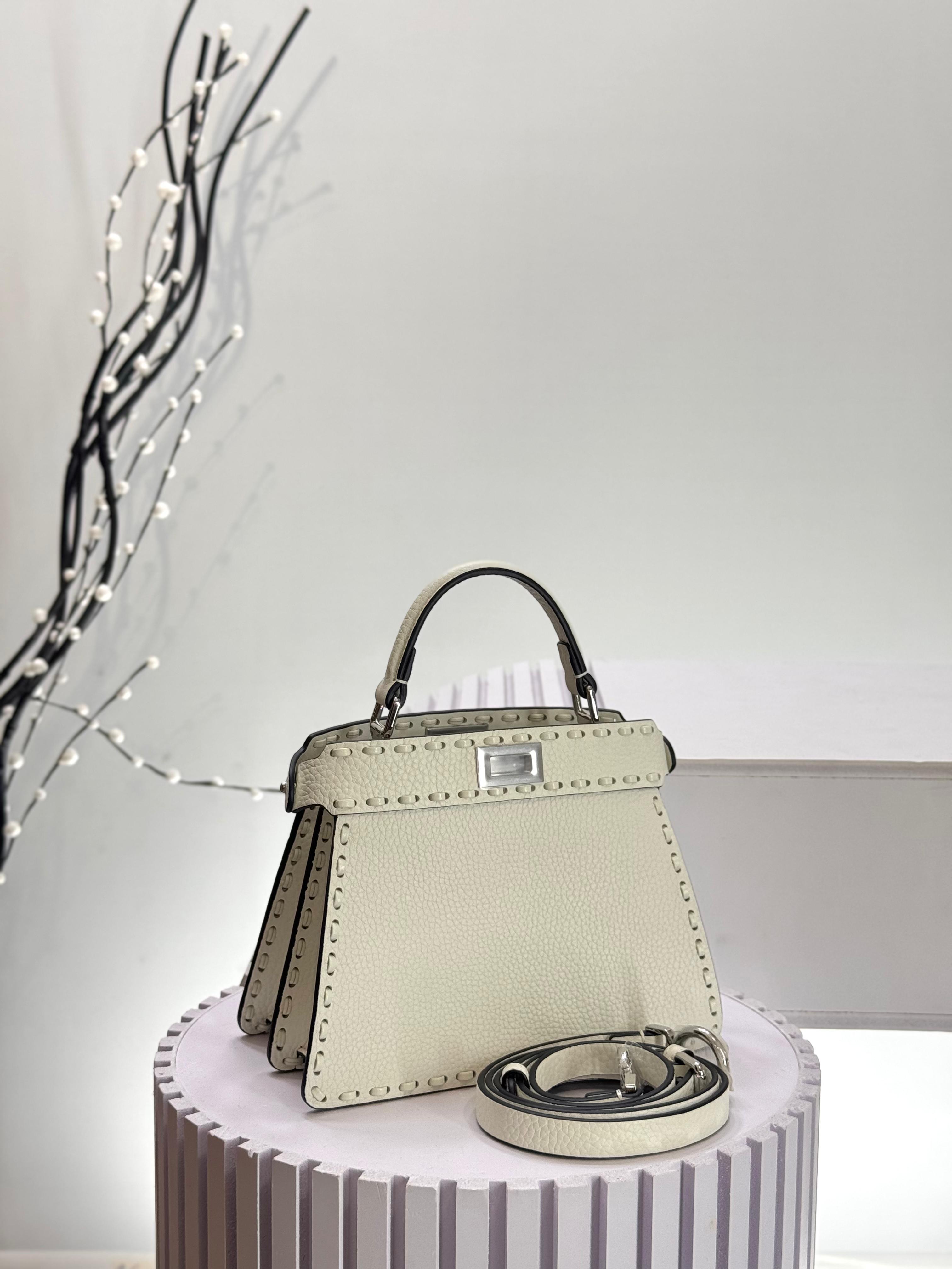 Fendi Peekaboo ISeeU Small Bag