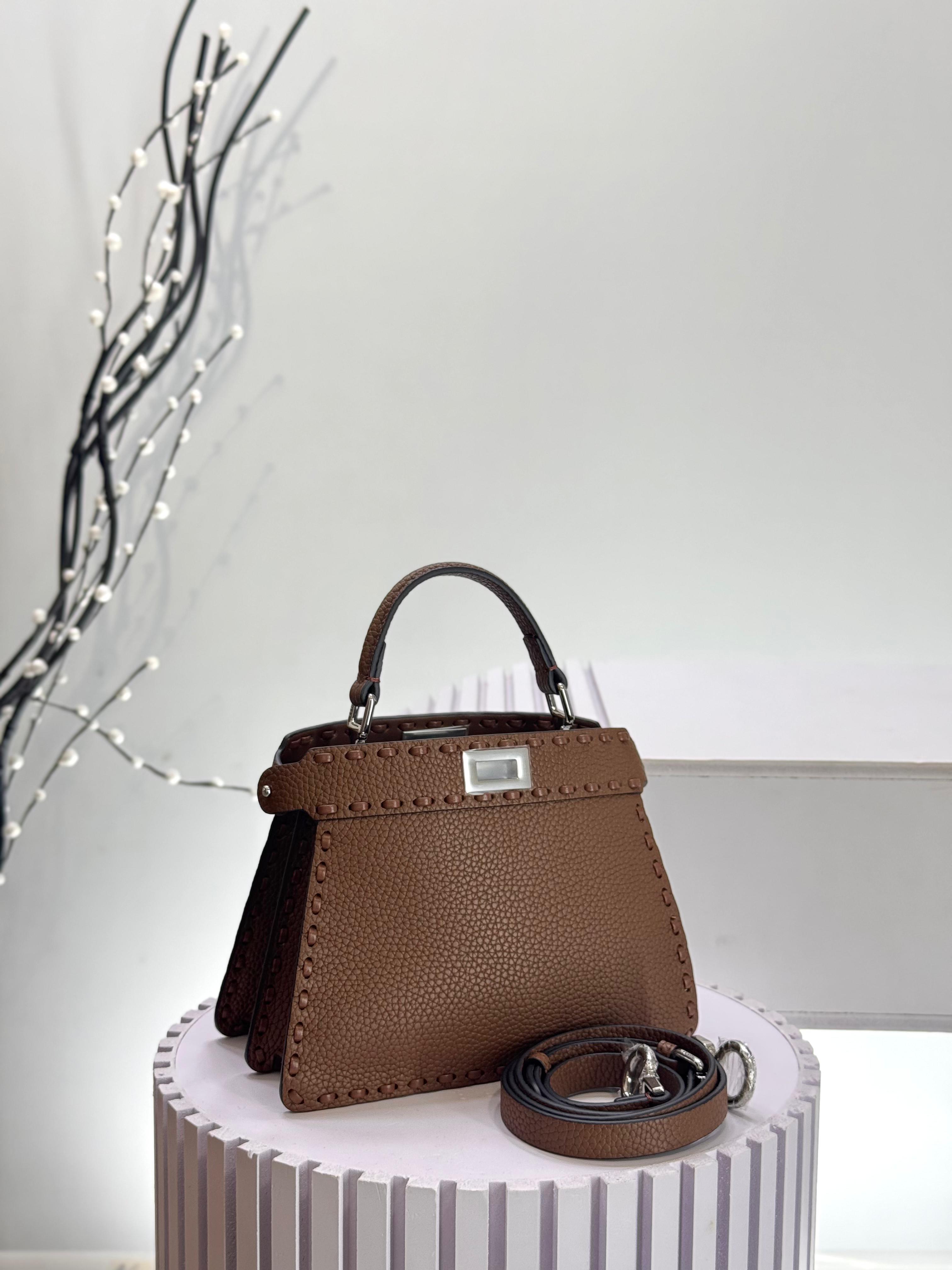 Fendi Peekaboo ISeeU Small Bag
