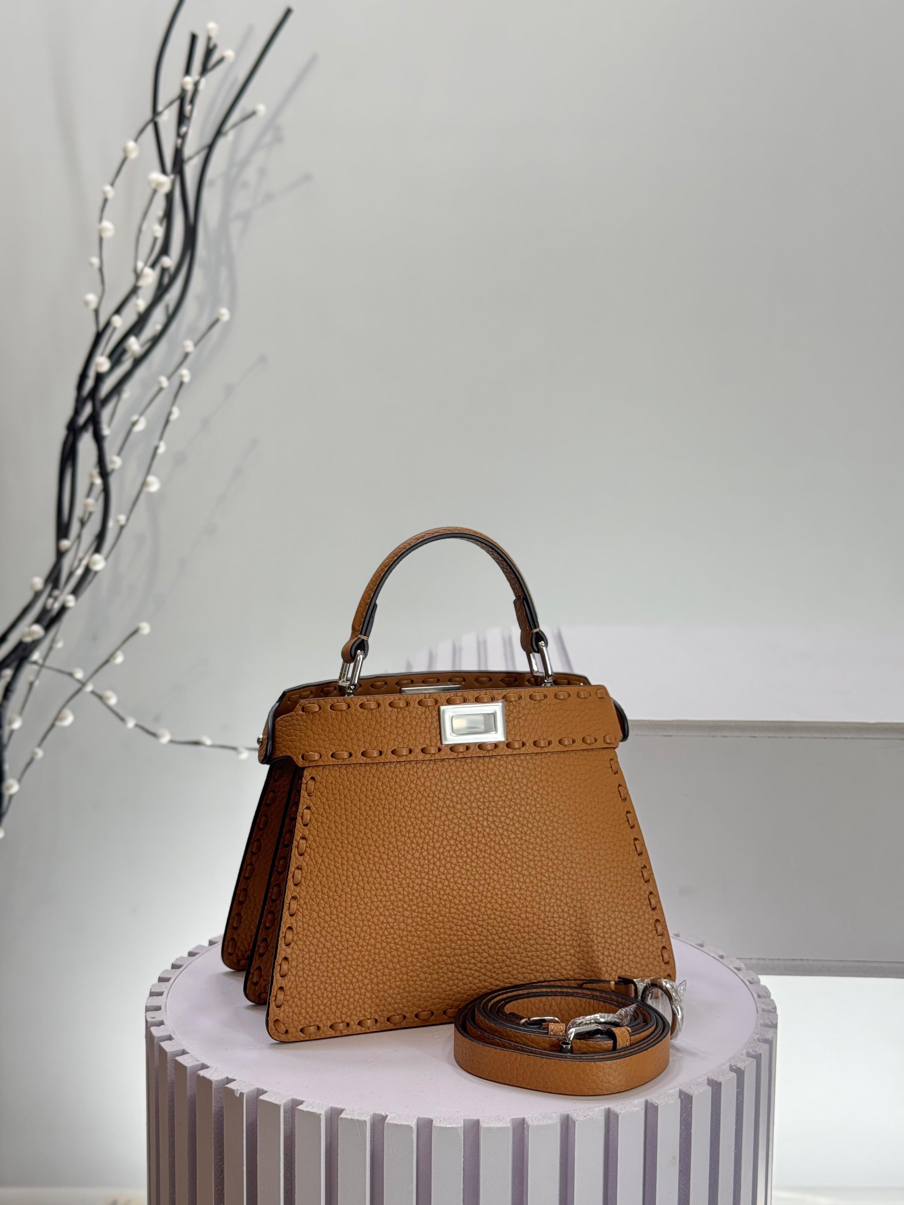 Fendi Peekaboo ISeeU Small Bag