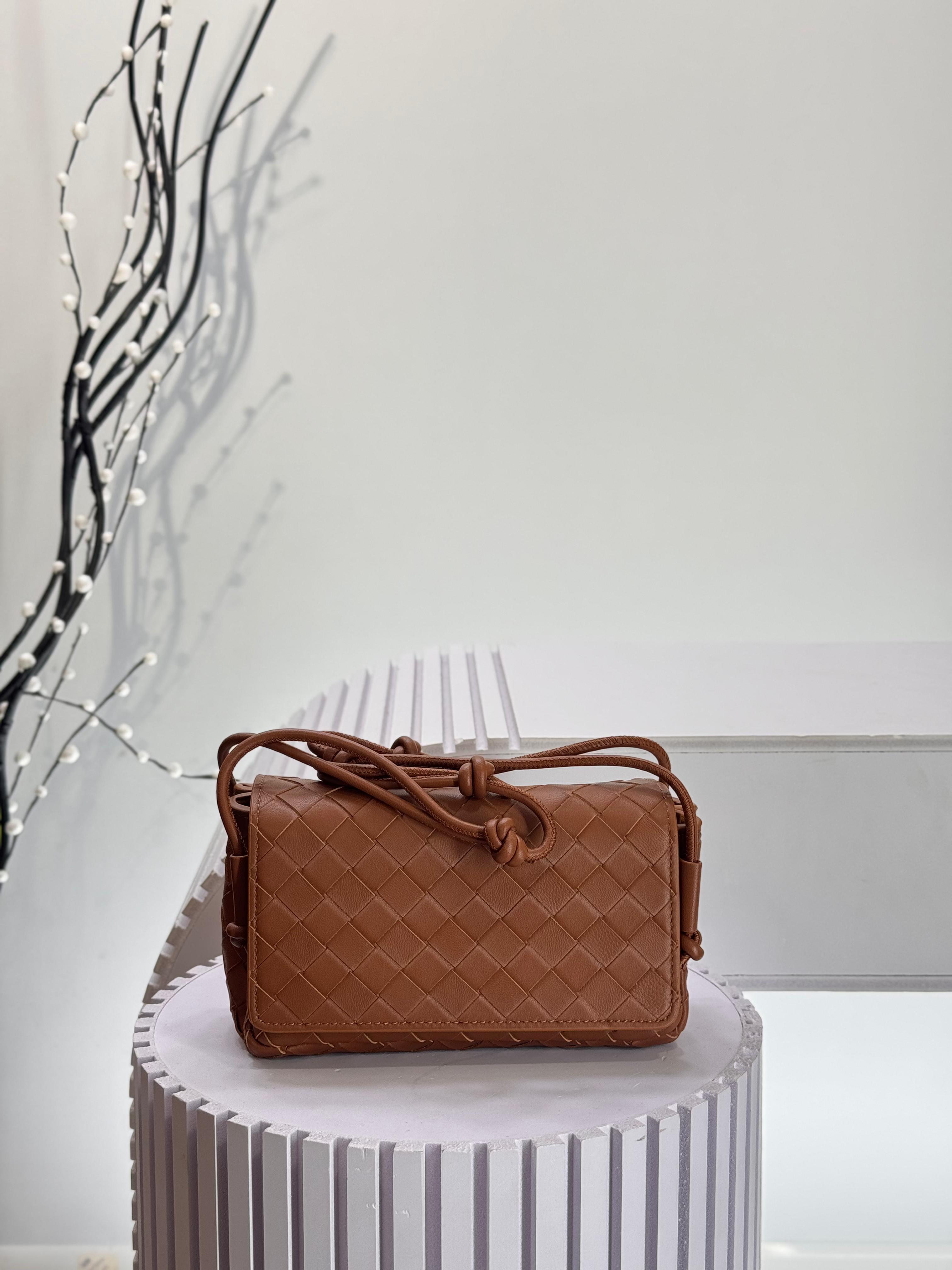 Bottega Veneta Notturno Crossbody Bag