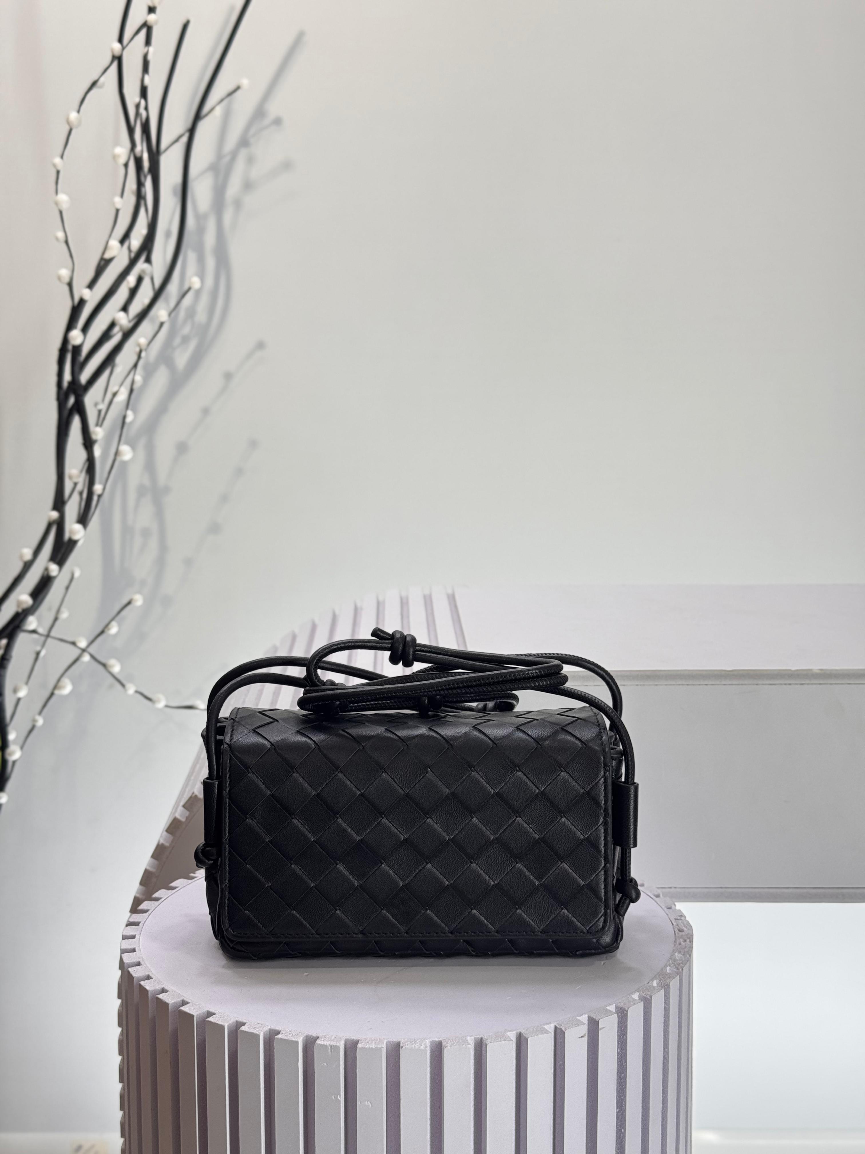 Bottega Veneta Notturno Crossbody Bag