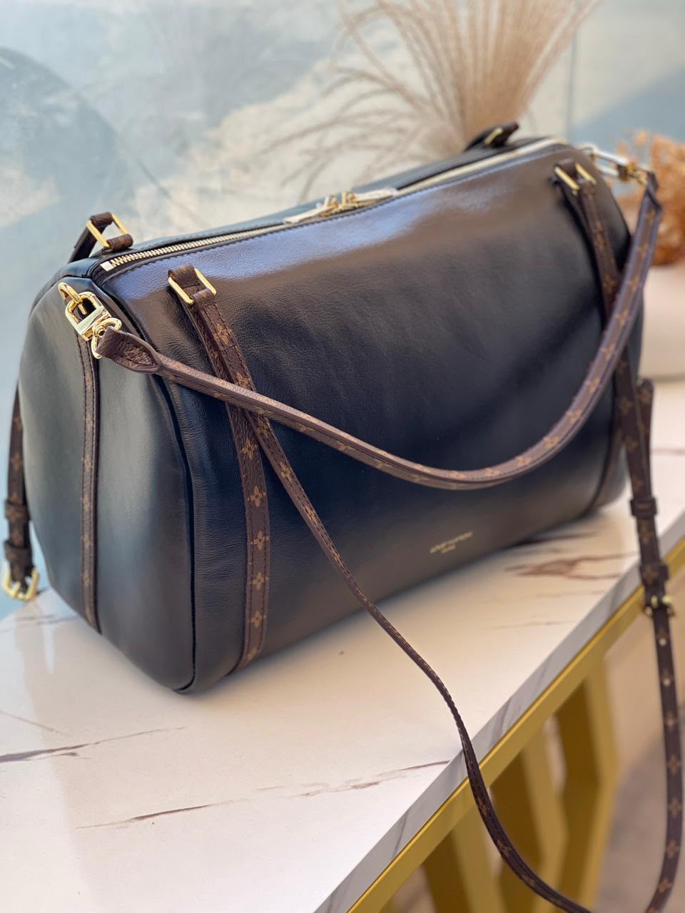Louis Vuitton Express MM 35cm