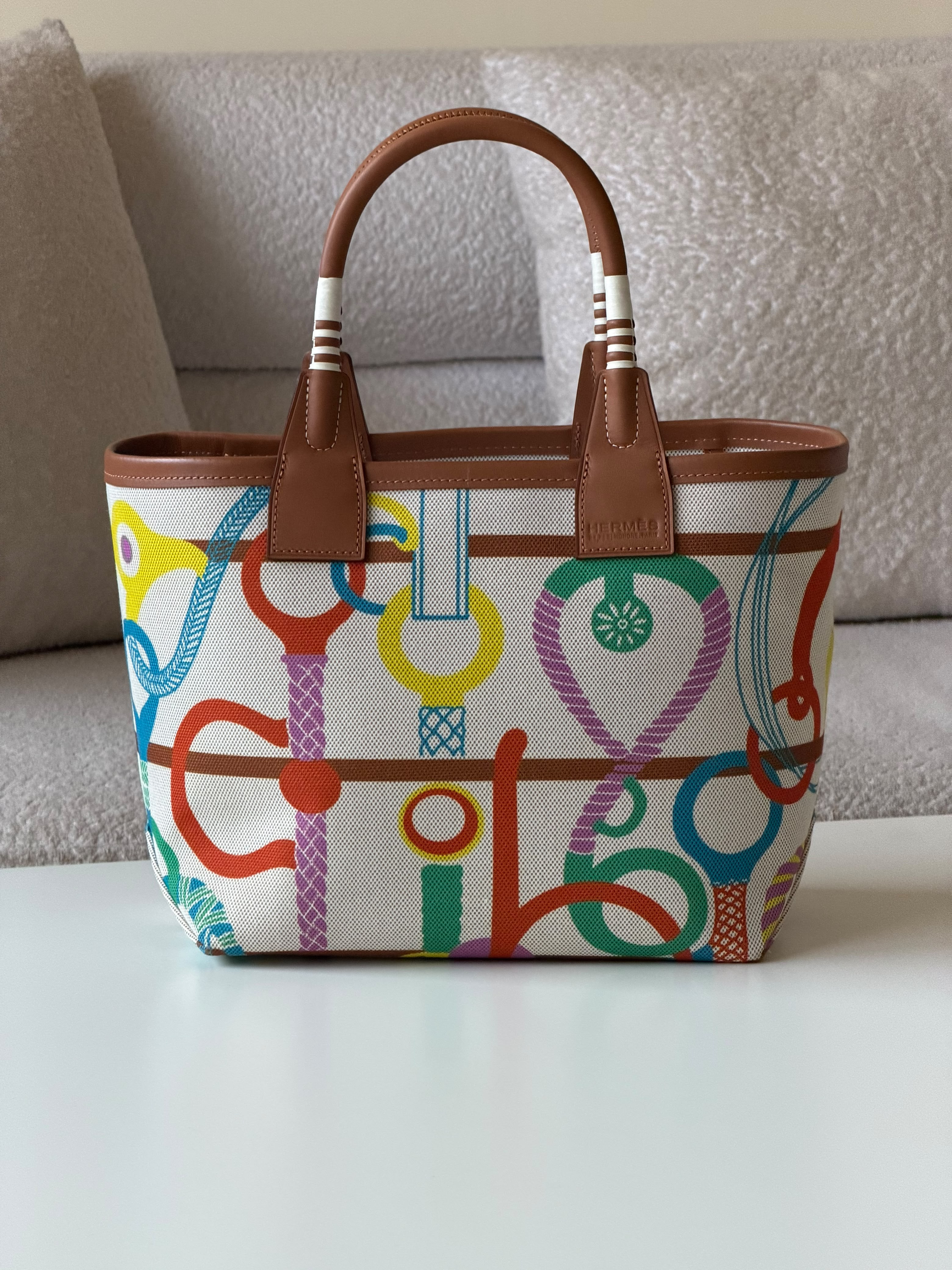 Hermes Steeple 25cm