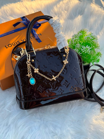 Louis Vuitton Alma 23cm