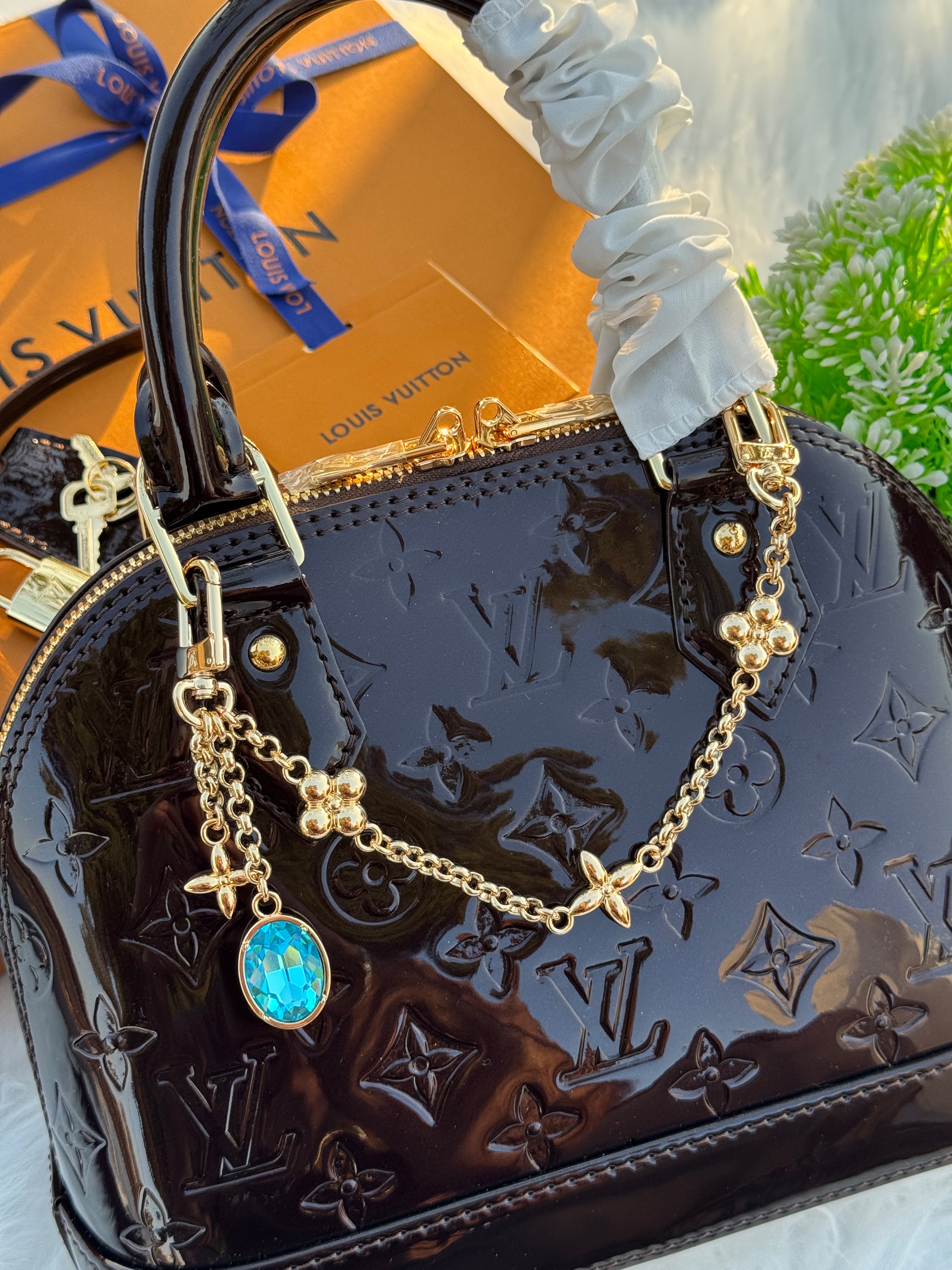 Louis Vuitton Alma 23cm