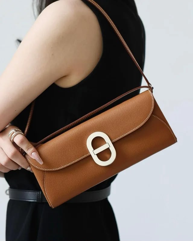 Hermes Clutch 23cm
