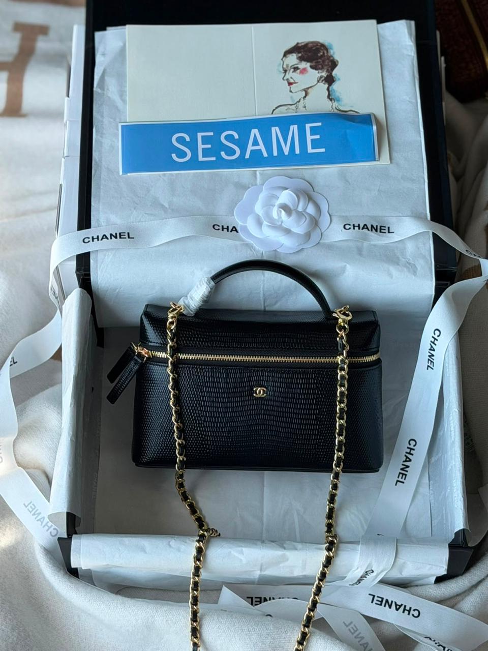 Chanel Top Handle Vanity Case With Chain 19cm