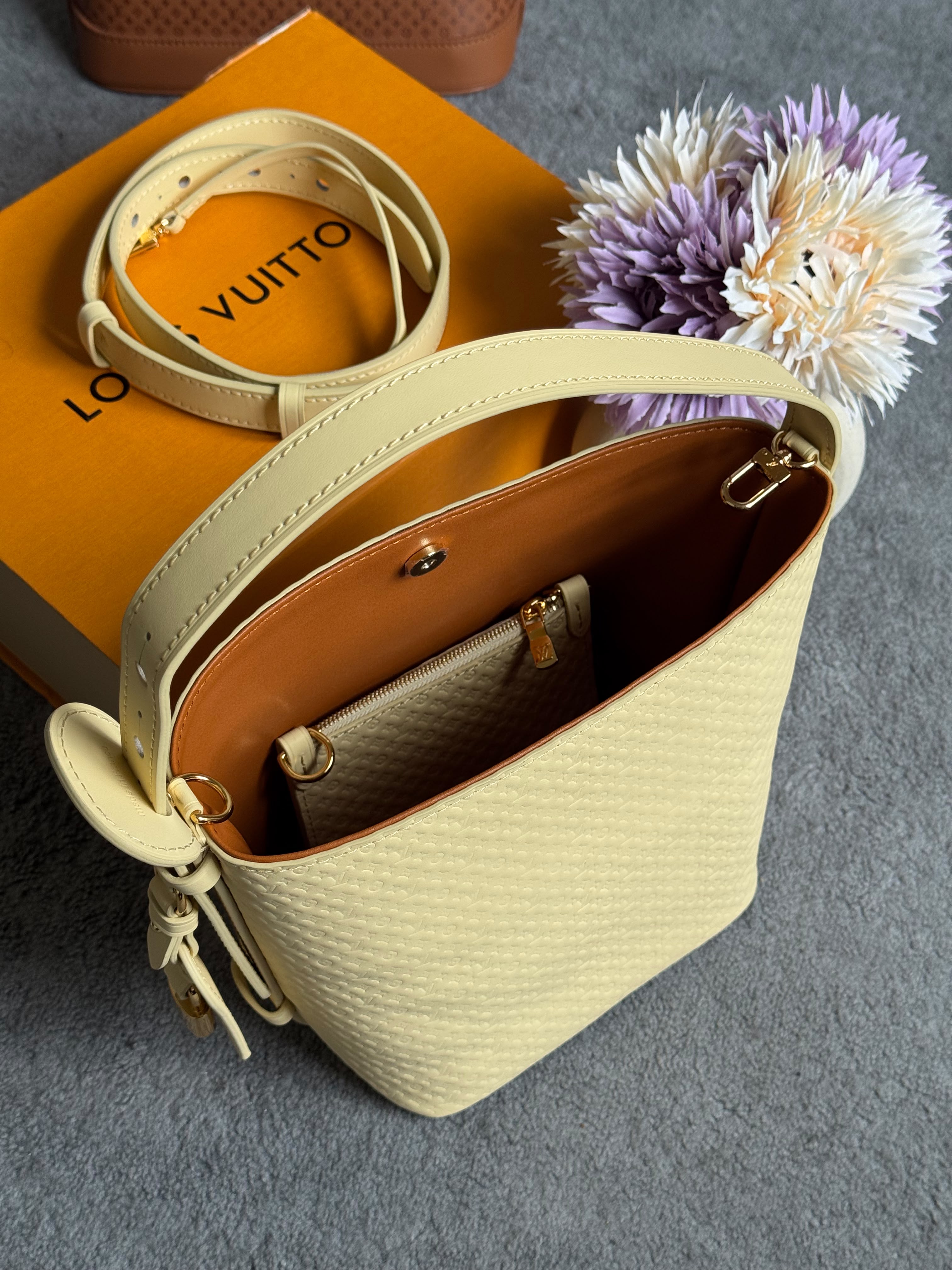 Louis Vuitton All In BB 17cm