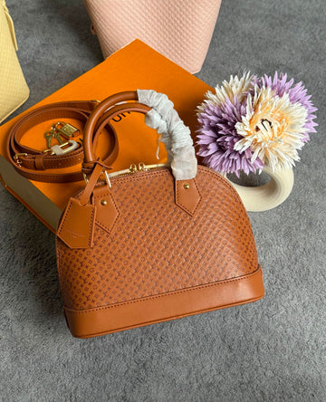 Louis Vuitton Alma BB 23.5cm